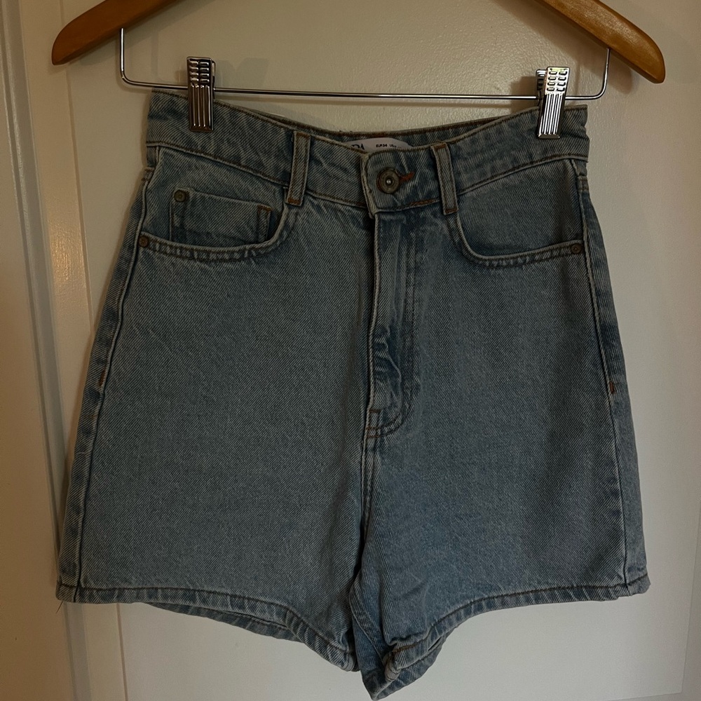 ZARA | Light Wash Mom Shorts | Like NEW